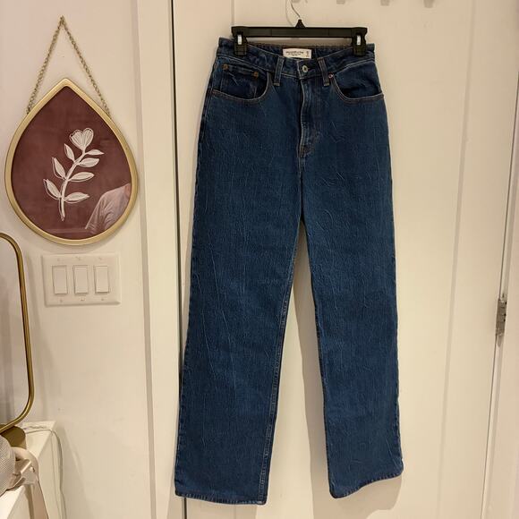 Abercrombie & Fitch 90's Relaxed High Rise Curve Love Jeans Sz 4 long - Picture 3 of 10